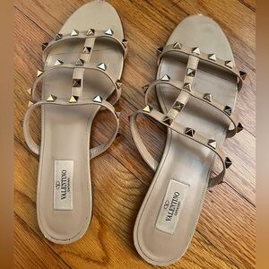 ROCKSTUD FLAT SLIDE SANDAL